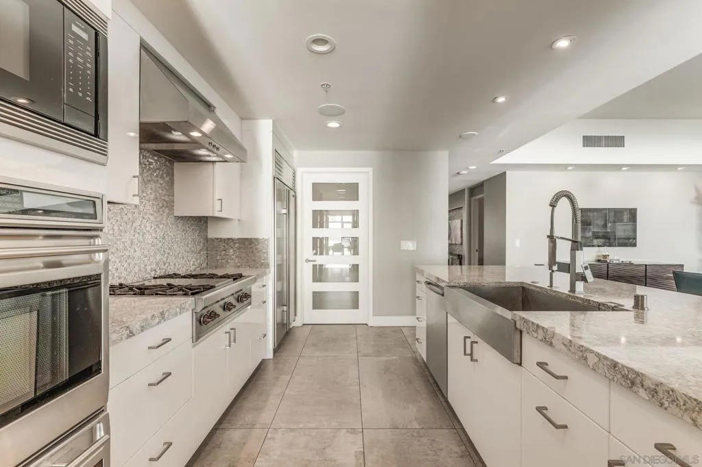 1262 Kettner Blvd 2402, San Diego, California 92101 home-pic-13